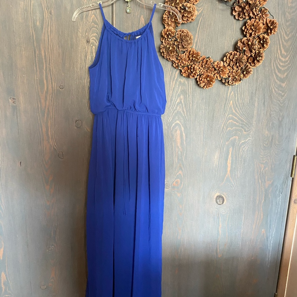 Long blue dress